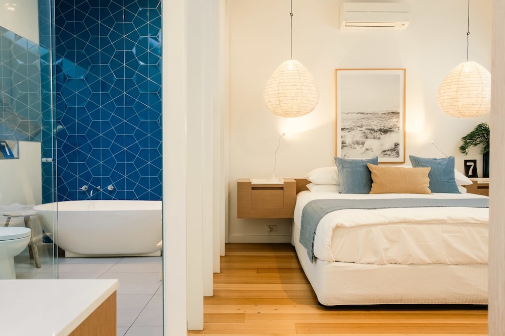 Aquabelle Seven - Couples Retreat That Will Delight