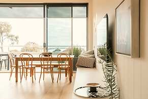 Aquabelle Five With Rye Pier Views