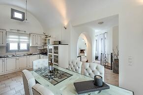 Hemera Holiday Home Villa on Santorini