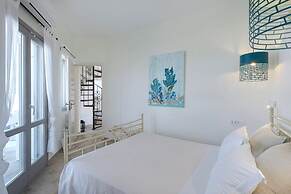 Hemera Holiday Home Villa on Santorini