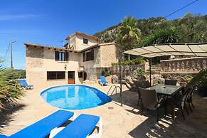 Can Coste by Vida Villas Private Pool Mountain Views Walk to Town
