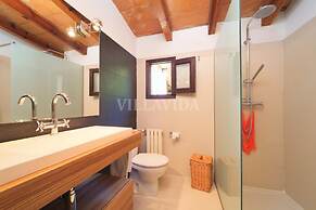Can Coste by Vida Villas Private Pool Mountain Views Walk to Town