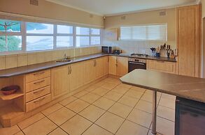 Tasties' Langebaan 8 Sleeper