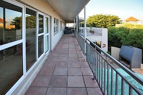 Tasties' Langebaan 8 Sleeper