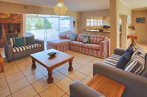 Tasties' Langebaan 8 Sleeper