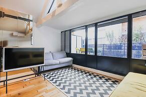 Marais Area - Outdoor Patio - A/C - 2bdr