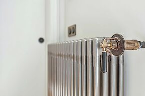 Magnificent Flat - 2br/6p - Champs Elysees