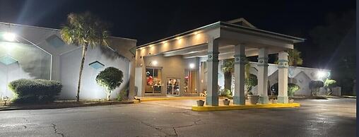 La Casa Inn Albany Near Tifton US 82