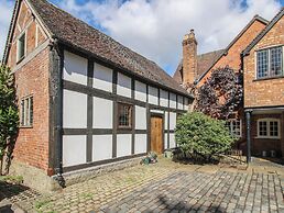 Courtyard Cottage