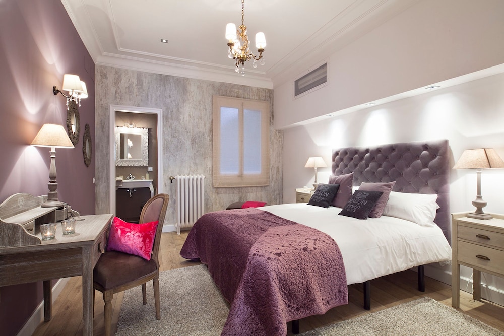 Catalunya Palace Apartment