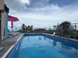 Breeze Haven Surf Retreat