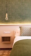 Qazris Suites