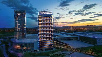 Crowne Plaza Weihai Binhai by IHG