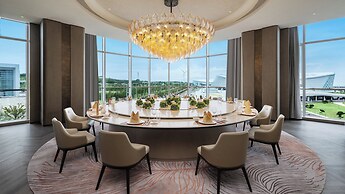 Crowne Plaza Weihai Binhai by IHG