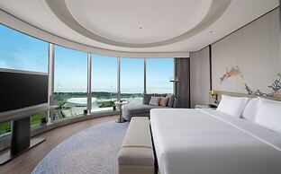 Crowne Plaza Weihai Binhai by IHG