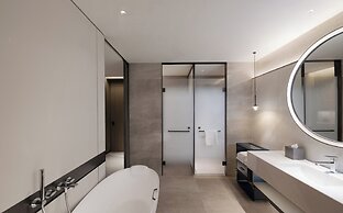 Crowne Plaza Weihai Binhai by IHG