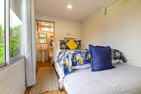 Blue Morpho Lodge