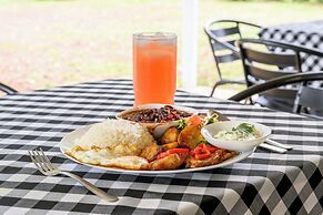 Blue Morpho Lodge