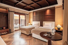 La Danse Sacree Hotel