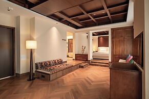 La Danse Sacree Hotel