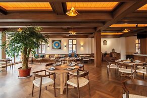 La Danse Sacree Hotel