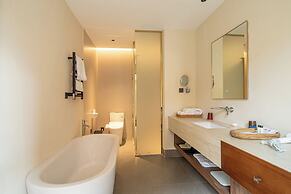 La Danse Sacree Hotel