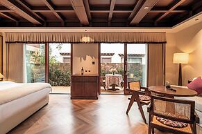 La Danse Sacree Hotel