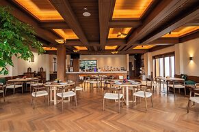 La Danse Sacree Hotel