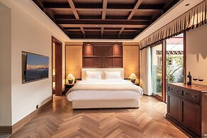 La Danse Sacree Hotel