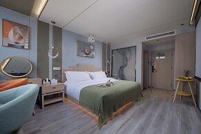 Bohan Shenhua Riverside Resort Hotel