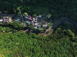 ZOLAND Resort Hotel Emei Mountain