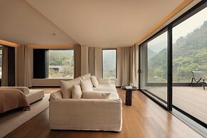 ZOLAND Resort Hotel Emei Mountain