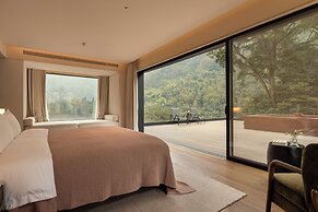 ZOLAND Resort Hotel Emei Mountain
