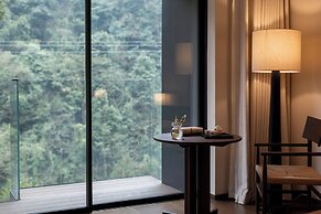 ZOLAND Resort Hotel Emei Mountain