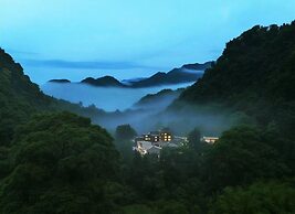 ZOLAND Resort Hotel Emei Mountain