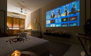 KIP Core Soho Suite by Five Senses