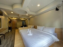 Pratunam Family House 2