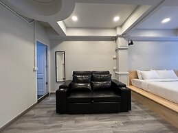 Pratunam Family House 2
