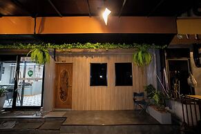 Pratunam Family House 2