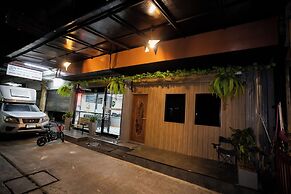 Pratunam Family House 2