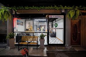 Pratunam Family House 2