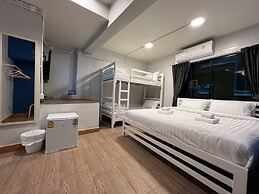 Pratunam Family House 2