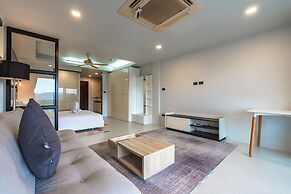 1BR Condo Pool & Mountain View C224