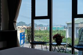 Ivy Hotel - Halong