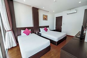Ivy Hotel - Halong