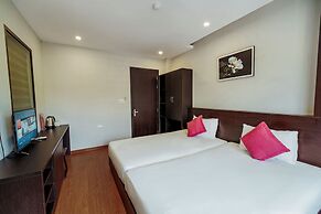 Ivy Hotel - Halong