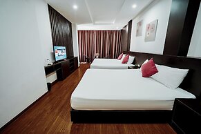 Ivy Hotel - Halong