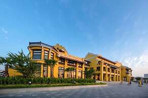 Ivy Hotel - Halong