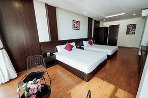 Ivy Hotel - Halong