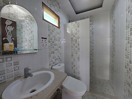 Gondang Sivali Hotel
